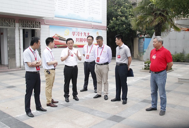 市教育局戴红光局长视察我校中考考点