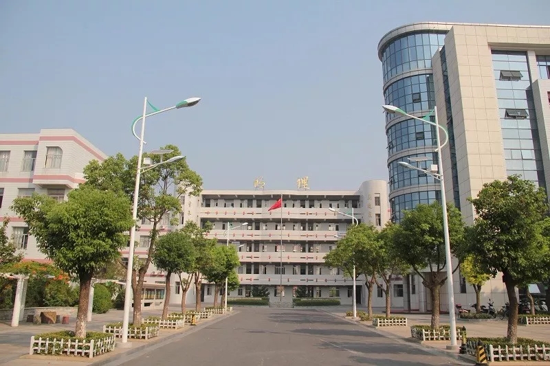 盐城市明达中学2018年初一新生报名材料核查工作开始啦