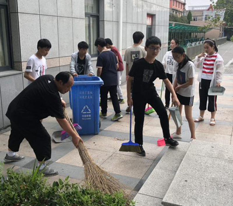 万师进万家︱明达中学暑期教育大走访活动掠影