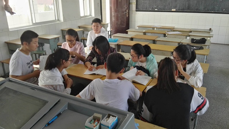 市明达中学初二年级暑期活动掠影
