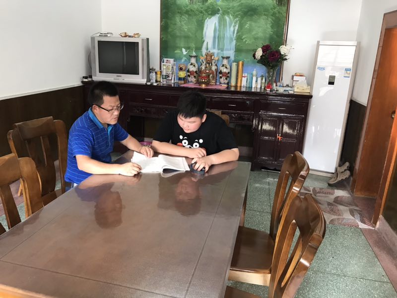 市明达中学初二年级暑期活动掠影