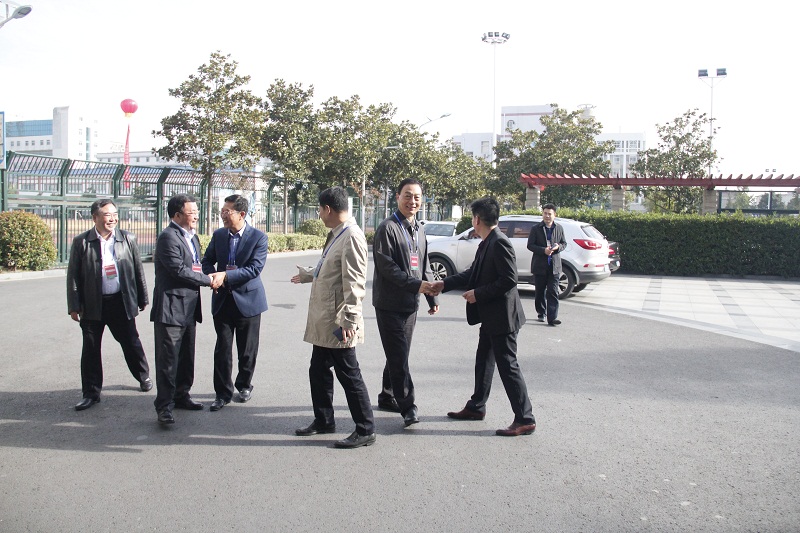 市委常委、政法委书记张礼祥来我校视察