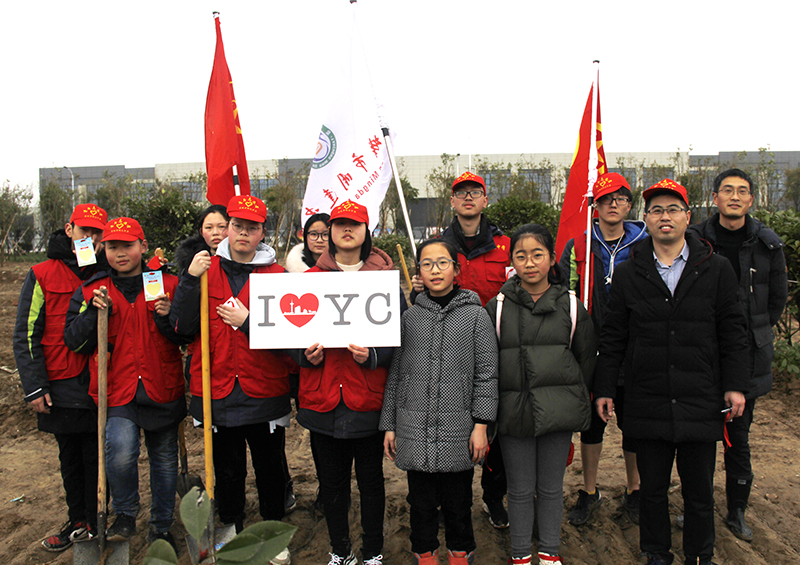 践行社会主义核心价值观，争做新时代雷锋精神火种