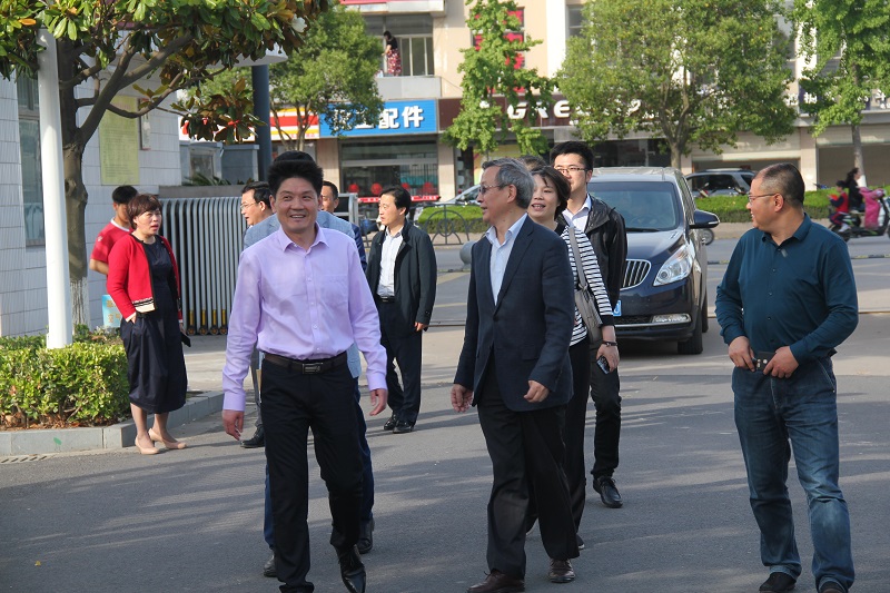 江苏省人民政府教育督导组专家一行莅临我校检查指导