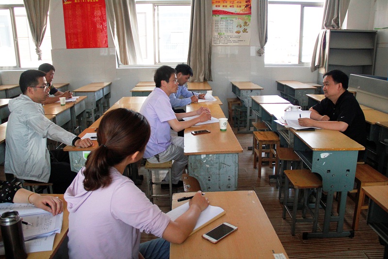 金陵中学教育教学管理团队莅临我校开展校际联盟交流活动