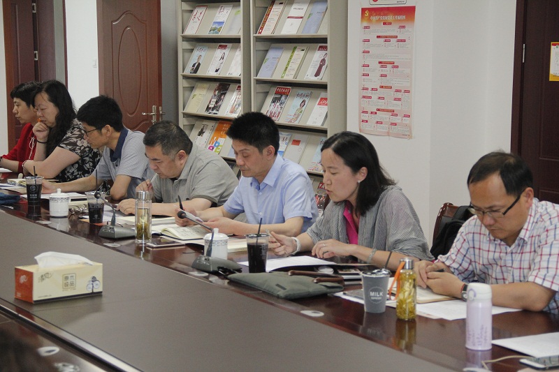 “上海市普教系统名校长名师培养工程”高峰计划教育名家一行莅临我校研修指导