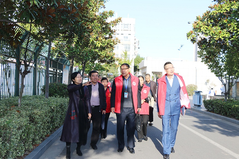 市“城市文明观察团”来我校巡访“文明校园”创建工作