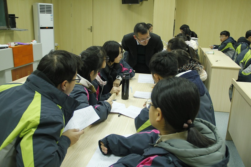 我校举行首届“三力杯”教育教学竞赛活动
