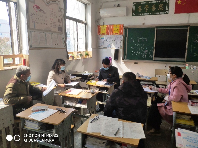 花开疫散 拼搏再战 ——我校高三年级开展市二模质量分析系列活动纪实 花开疫散 拼搏再战 ——我校高三年级开展市二模质量分析系列活动纪实