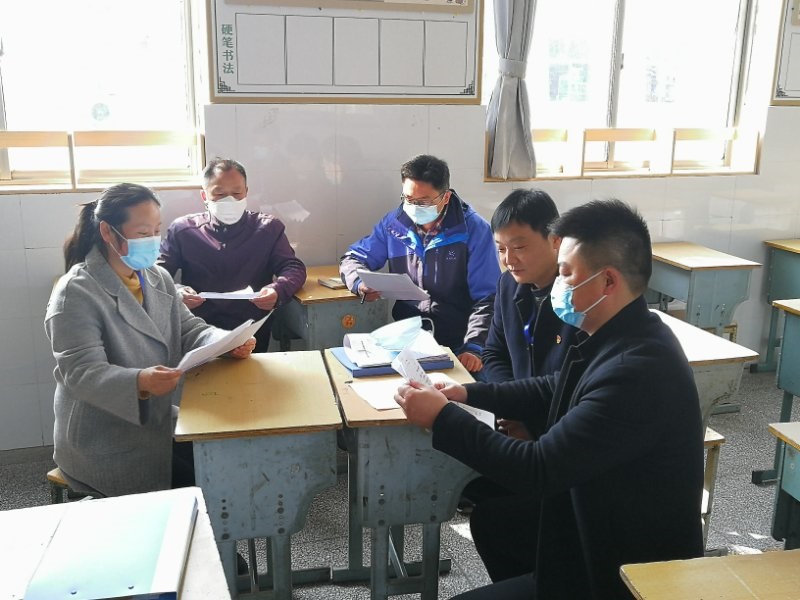 花开疫散 拼搏再战 ——我校高三年级开展市二模质量分析系列活动纪实 花开疫散 拼搏再战 ——我校高三年级开展市二模质量分析系列活动纪实