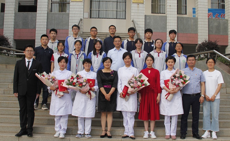 我校举行“最美逆行者”访谈活动 我校举行“最美逆行者”访谈活动
