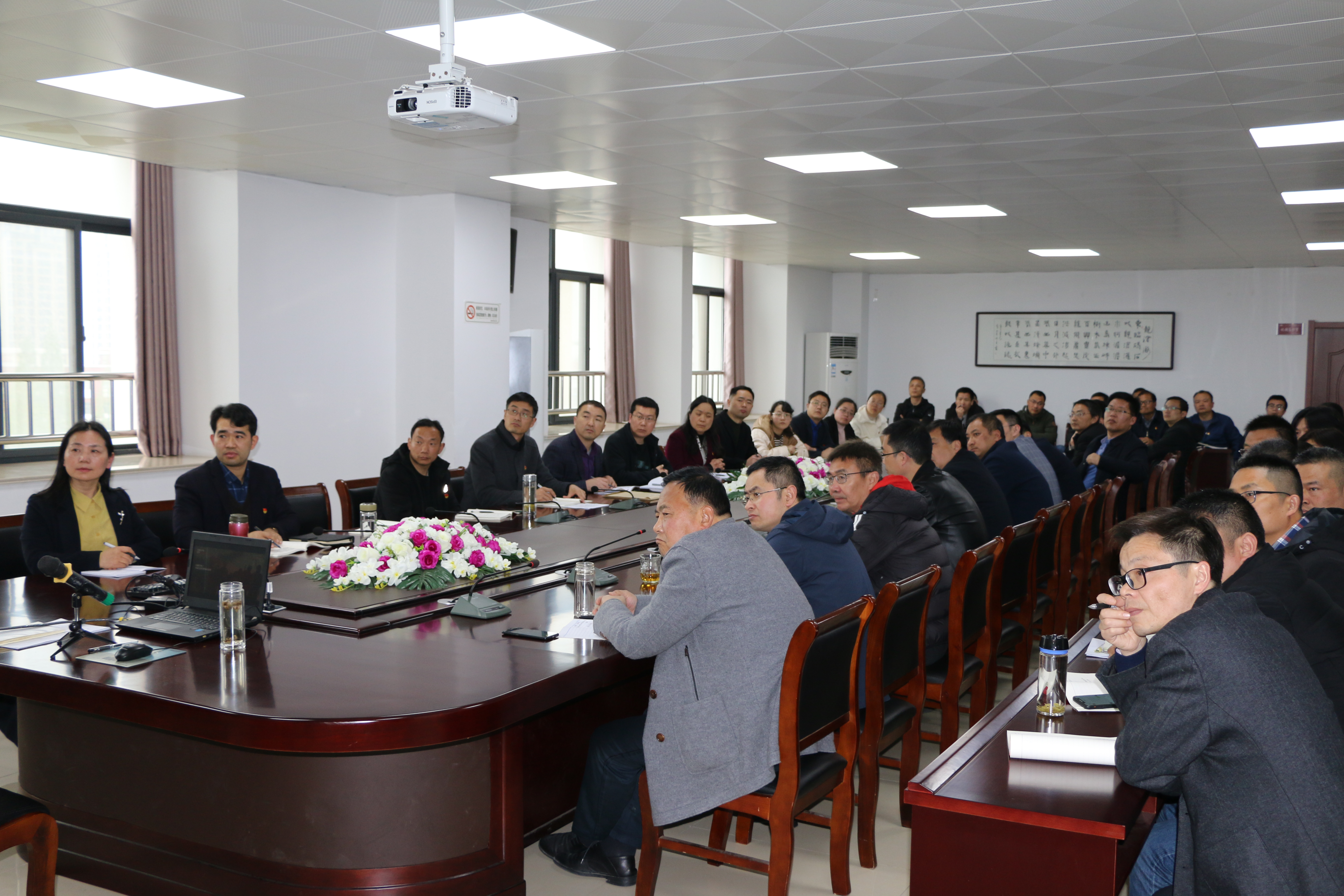 以史为鉴  坚定信念 ——我校党总支书记开设党史学习专题党课