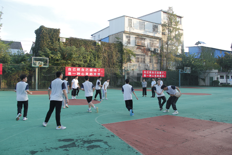 缤纷社团活动，魅力多彩校园——我校积极组织开展学生社团活动