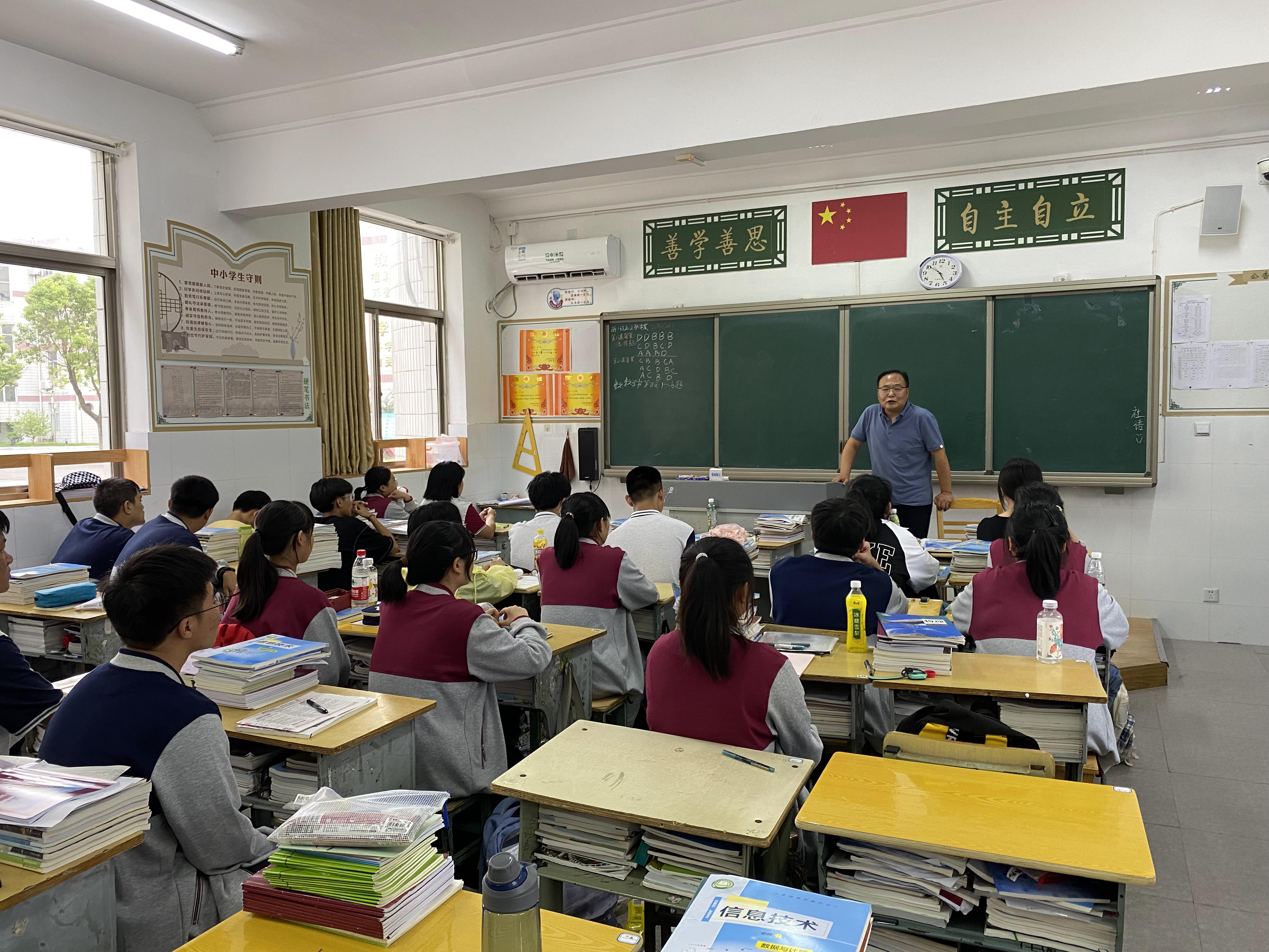缤纷社团活动，魅力多彩校园——我校积极组织开展学生社团活动